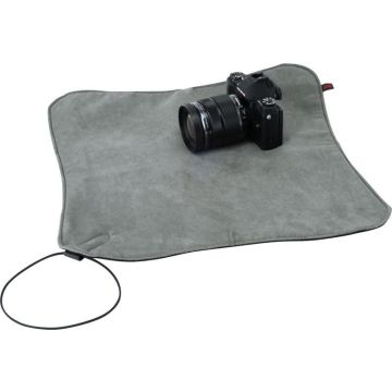 Artisan & Artist ACAM-80 multifunctional camera wrap cloth for professional use, black/grey