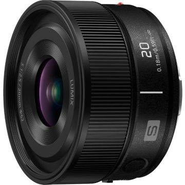 Panasonic Lumix S 20mm F/2.5