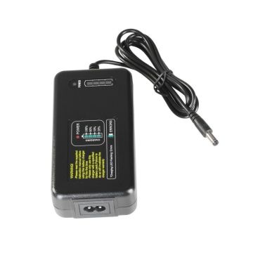 Quadralite Atlas PowerPack lādētājs