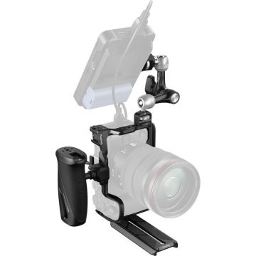 SmallRig 6382 HawkLock quick release vertical shooting cage kit for Canon EOS R6 V