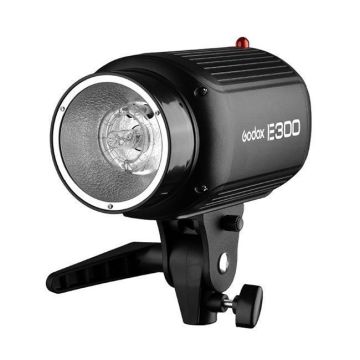 Godox E300 D studijas komplekts