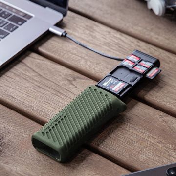 PGYTECH CreateMate high speed card reader case green
