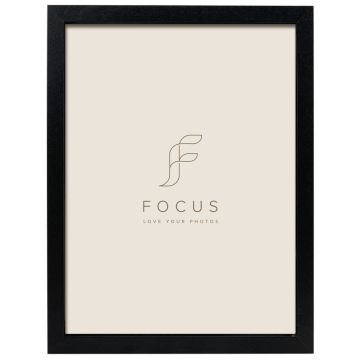 Focus Ivy Melns 30x40
