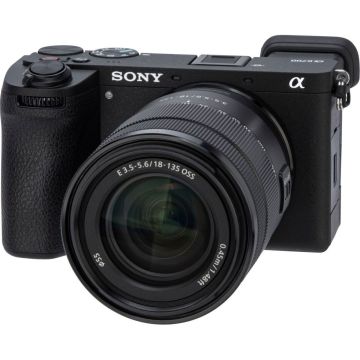 Sony Alpha 6700 komplekts melns + E 3,5-5,6/18-135