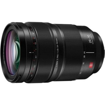 Panasonic Lumix S PRO 24-70mm F/2.8 objektīvs