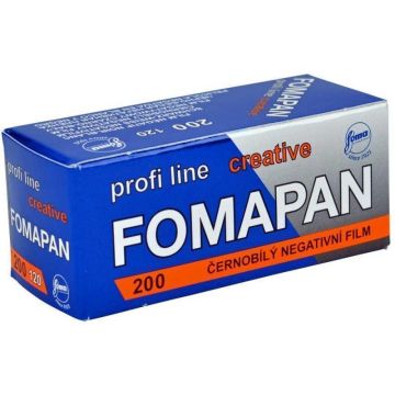 Foma Fomapan 200 120 melnbaltā foto filma