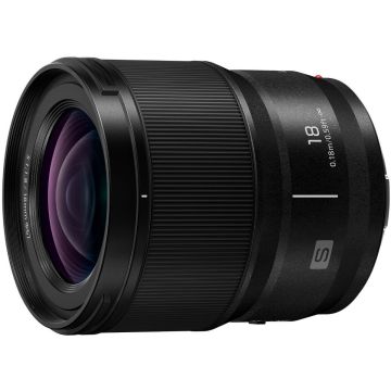 Panasonic Lumix S 18mm F/1.8 objektīvs