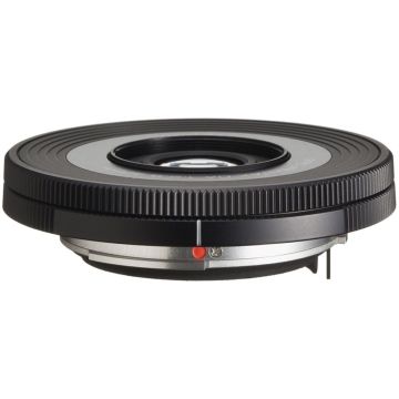 Pentax DA 40mm f/2.8 XS objektīvs