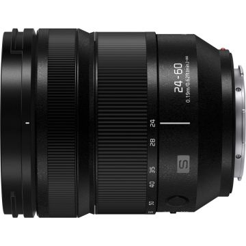 Panasonic Lumix S 24-60mm F/2.8 objektīvs