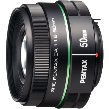 Pentax DA 50mm f/1.8 objektīvs