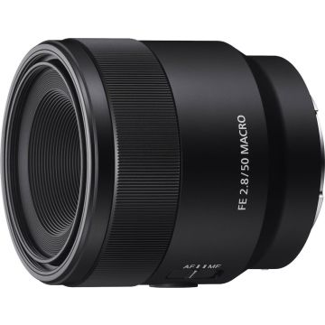 Sony FE 50mm f/2.8 objektīvs