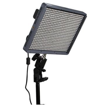 Aputure Amaran AL-HR672C LED divkrāsu gaisma