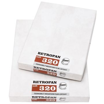 Foma Retropan 320 4x5 collu melnbaltā foto filma 25 loksnes