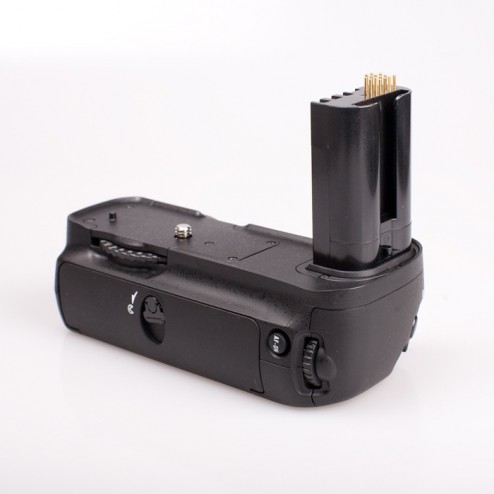 Phottix Battery Grip BG-D200 (MB-D200) Premium