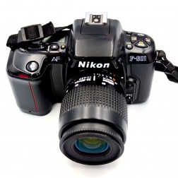 Nikon F-601 ar Nikkor AF 4-5.6/35-80mm