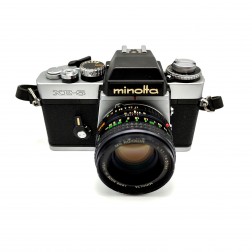 Minolta XE-5 ar 1.7/50mm objektīvu