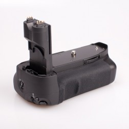 Phottix Battery Grip BP-7D (BG-E7) Premium
