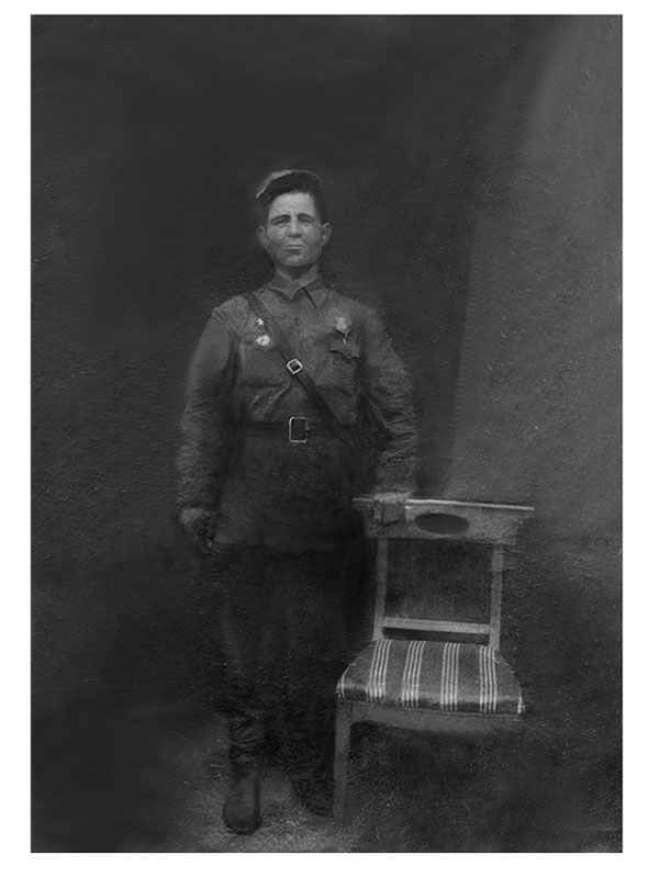 Atjaunota karavīra foto