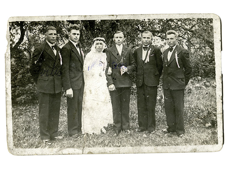 Vecs kāzu foto pirms restaurācijas